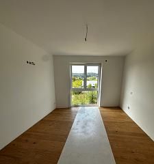ERSTBEZUG – MODERN – MIT GROßEM BALKON – 1785770372_ca2863.jpg
