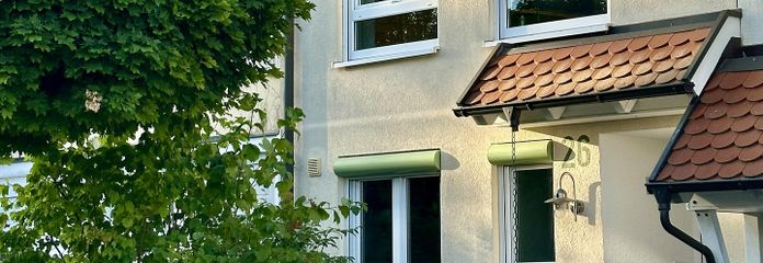 Spaziosa casa a schiera di testa a Waldenbuch – Eingang Nordseite