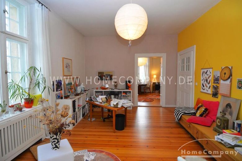 Sehr große Wohnung mit drei Schlafzimmern, möbliert in Karow – feb1f28424de4d778f1c989873bef0b642794459.jpg