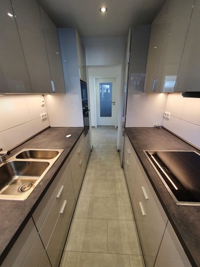 2-Zimmer/EBK/Bad/Balkon/Keller (fast) Erstbezug nach hochwertiger Sanierung direkt vom Eigentümer – Küche