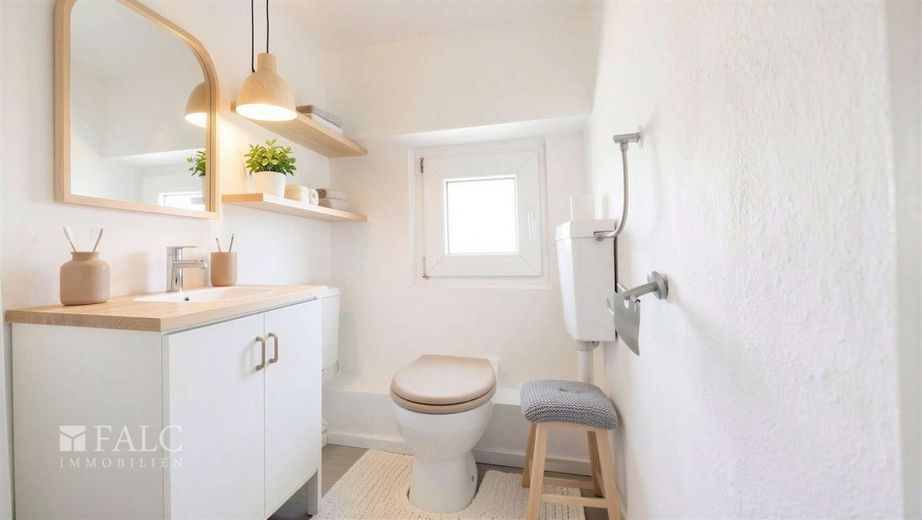 Seltene Gelegenheit im Kreuzviertel - Eigentumswohnung zur individuellen Modernisierung – WC - (KI generiert)