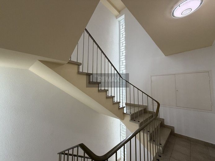 Wunderschöne Etagenwohnung mit Balkon in Lichtenberg – Bild 9