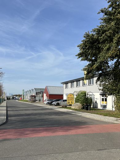 Halle , Lager , Werkstatt , Garage , Stellplatz für Boote , Yachten , Oldtimer, Wohnmobile 84 m² – Straße : Am Voßberg 