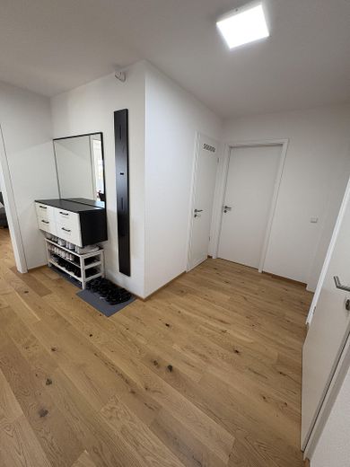 Pregiato appartamento di 3 locali nell’area Glashütte – parquet in rovere, cucina componibile, Smart Home, posto auto interrato – Garderobe