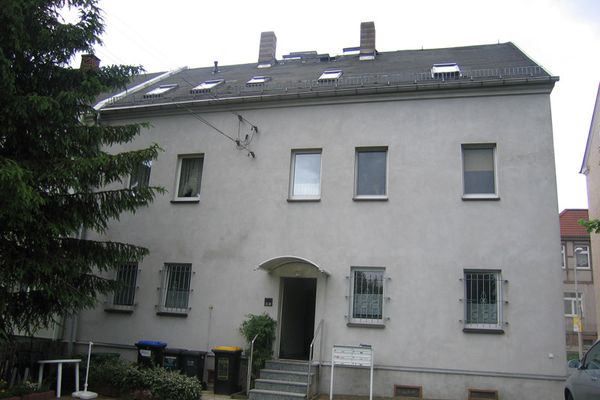 Mitte bewohnen, oben und unten kassieren