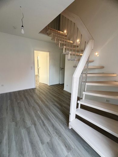 Eingangsbereich mit Treppe 