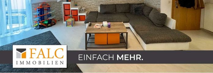 Eine sehr schöne Wohnung für Paare oder Familien – Wohnzimmer