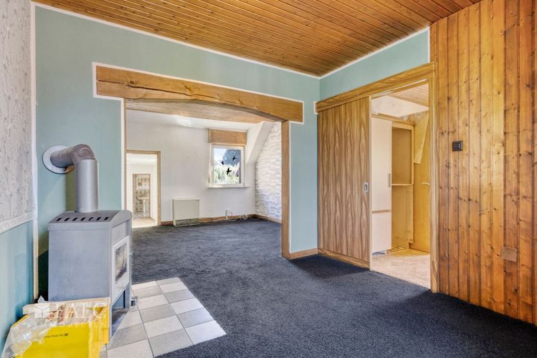 Doppelhaushälfte mit viel Potenzial in Kaarst - ideal für Handwerker &amp; kreative Köpfe – Wohnzimmer-1- Obergeschoss