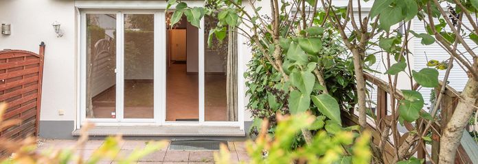 منزل تاون هاوس مركزي وموفر للطاقة مع مرآب تحت الأرض وقبو – Hausansicht Garten