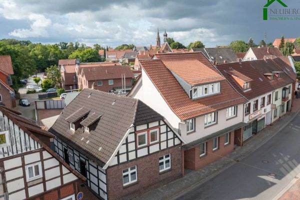 -Reserviert- Gepflegtes Wohn- und Gewerbe-Ensemble in zentraler Lage