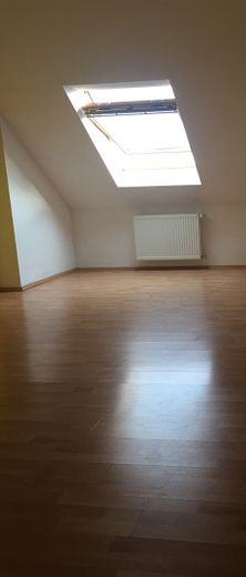 Neuwertige, sehr helle 5 Zimmer Wohnung mit schönem Fernblick – Foto 4