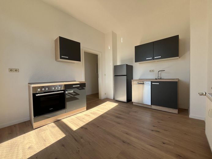 Erstbezug nach Sanierung - Großzügige 3-Raumwohnung in Zwickau-Nord im DG – Bsp. Küche