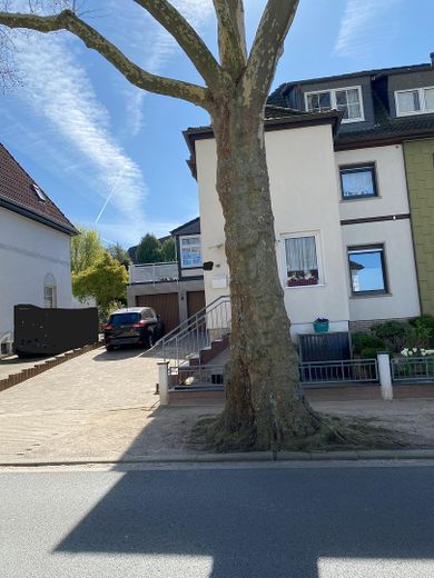 Haus mit Doppelgarage