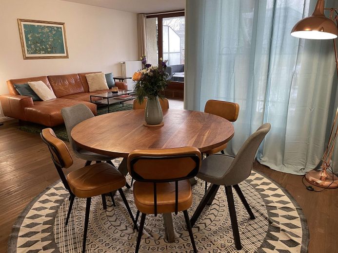 Large stylish apartment with sunny balcony near Tempelhofer Feld – Foto 9