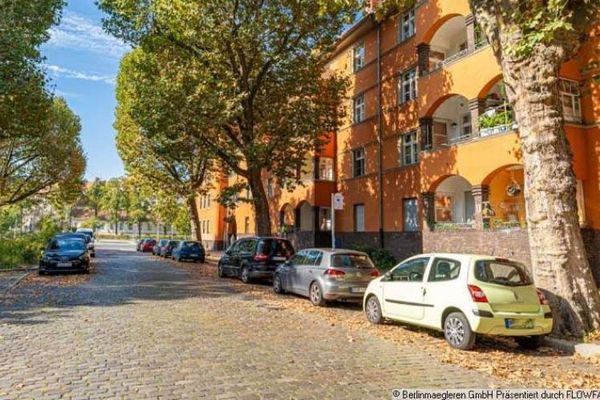 Vermietete 2-Zimmer-Wohnung mit Terrasse - Zwischendarlehen möglich