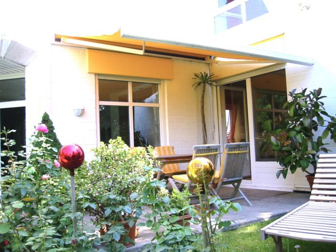Garten obere Terrasse/Ausschn.