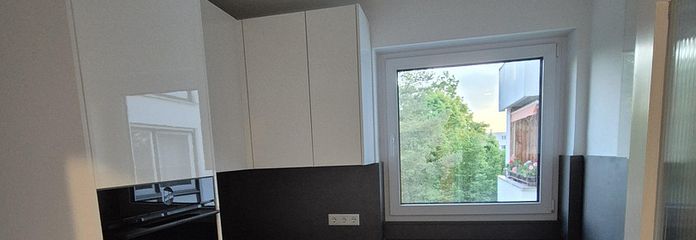 !!! HELLE 3 ZIMMER WOHNUNG INKL. EINBAUKÜCHE !!!