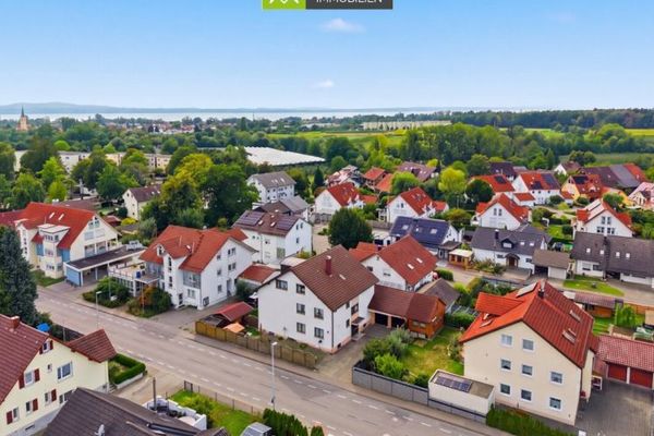 Attractive Investment Property in a Lakeside Municipality: 
Well-Maintained Three-Family House in Eriskirch