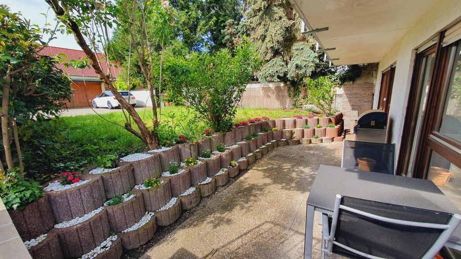 Tranquillo appartamento di 2 locali con terrazza e garage – Terasse