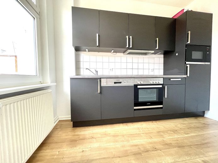Stilvolles City-Apartment mit Bahnhofsnähe: Komfortables Wohnen in Lüneburg – Küche