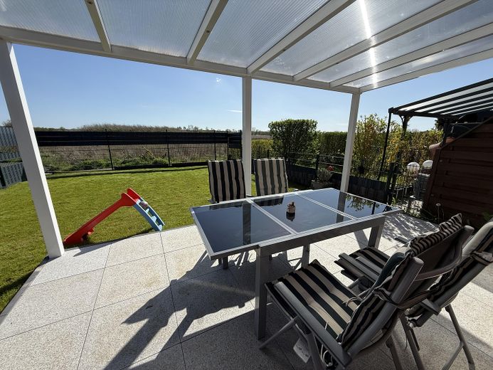 Frisch renoviertes Reihenendhaus mit Gartenparadies & XL-Terrasse – Foto 25