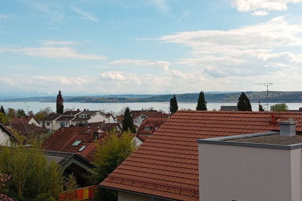 Accogliente appartamento mansardato con vista sul lago