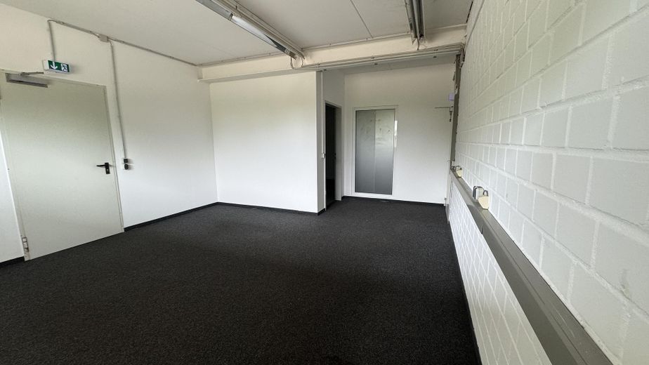 Büro EG mitte 