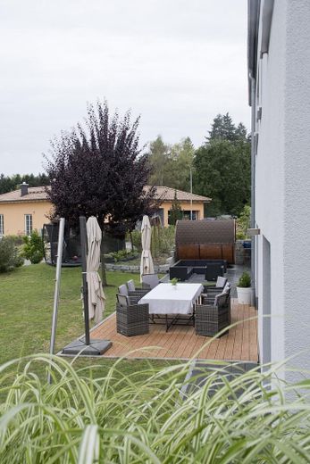 Esclusiva casa unifamiliare KfW-40 in tranquilla posizione a pendio esposto a sud – di alta qualità ed efficiente dal punto di vista energetico – Foto 29