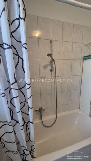 Schöne, gemütliche 2 Zi.-Wohnung, möbliert, mit Balkon Richtung Westen. – 22b9ea0b943d9fea8778ae143e30c522a3cec353.jpg