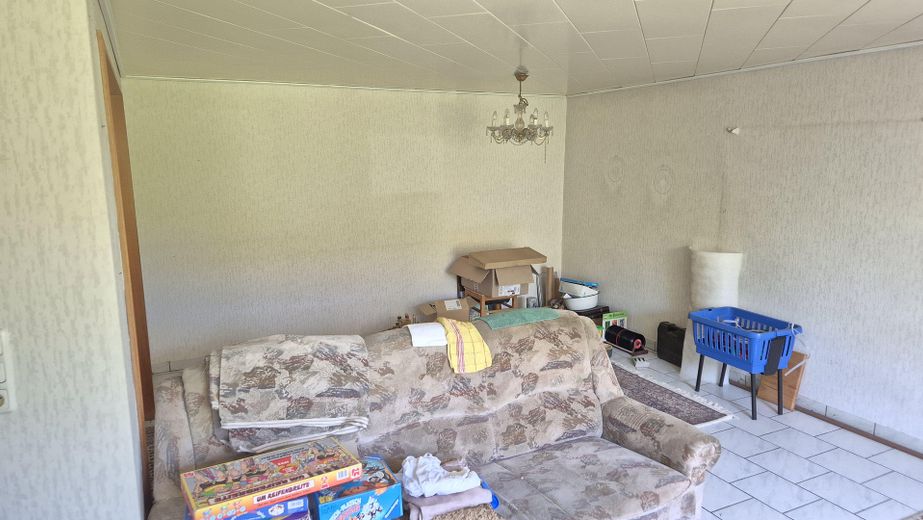 Geräumiges Einfamilienhaus mit 6,5 Zimmern in Salzgitter-Thiede – Wohnzimmer EG