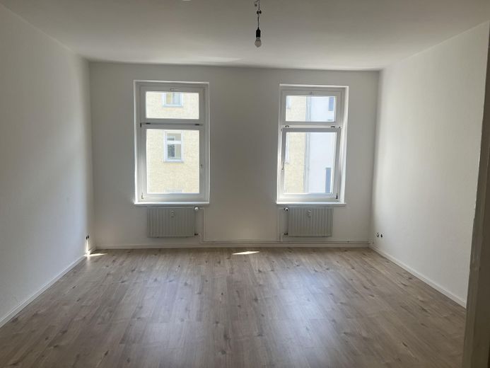 Helle WG-geeignete 3-Zimmer-Altbau-Wohnung in Köpenick – Zimmer I (Straßenseite)