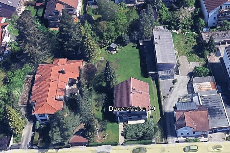 Haus mit Märchengarten in Olching – G-Earth SW-Straßenseite