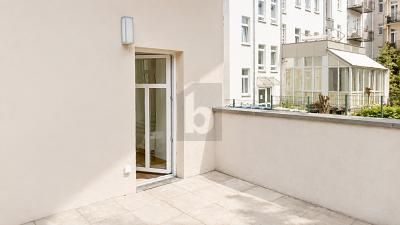 REFORMADO CON ALTA CALIDAD EN UBICACIÓN CÉNTRICA CON TERRAZA – 1784184716_106d596.jpg