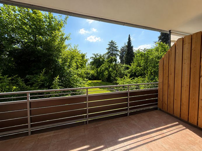 Balkon (KI generiert)