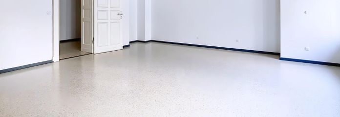 Geschäftsfläche zur Straße