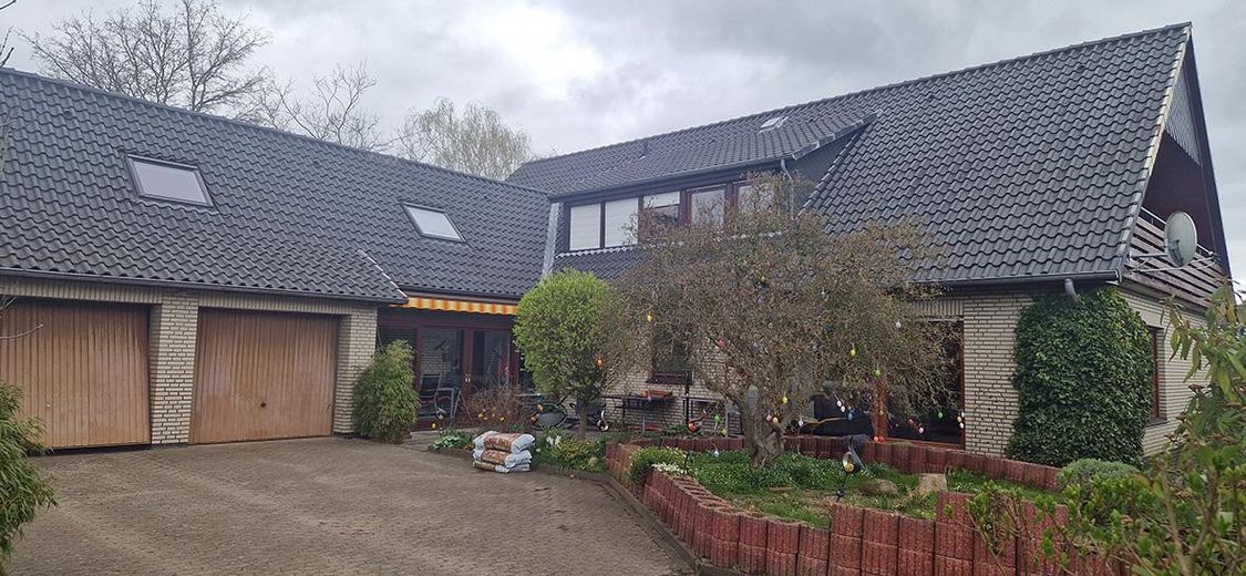 Two-family house – quiet and central with a garden paradise – Außenansicht Südterrasse