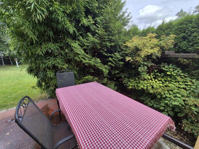 Außenterrasse an Garage