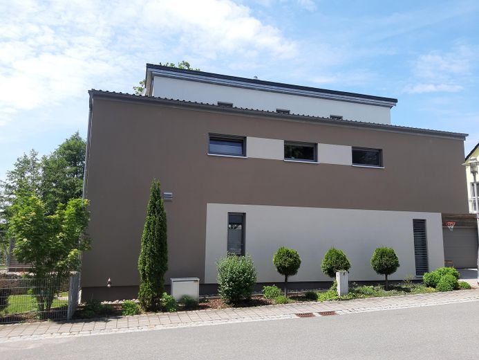 Außenansicht von der Strasse