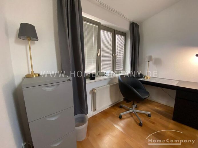 Schöne zentrale 3-Zimmerwohnung in Lübeck, möbliert – 12073a6896a1cf2d78d34524c42a57a4b4bca304.jpg