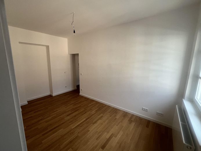 Helle 3 Zimmer Wohnung in der Carlstadt – Arbeitszimmer