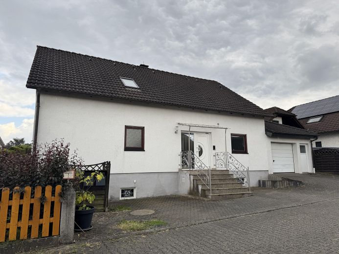 Frontansicht Wohnhaus