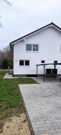 Neubau/Erstbezug-Doppelhaushälfte in Feldlage, A+, PROVISIONSFREI! – Parkplätze mit Carport