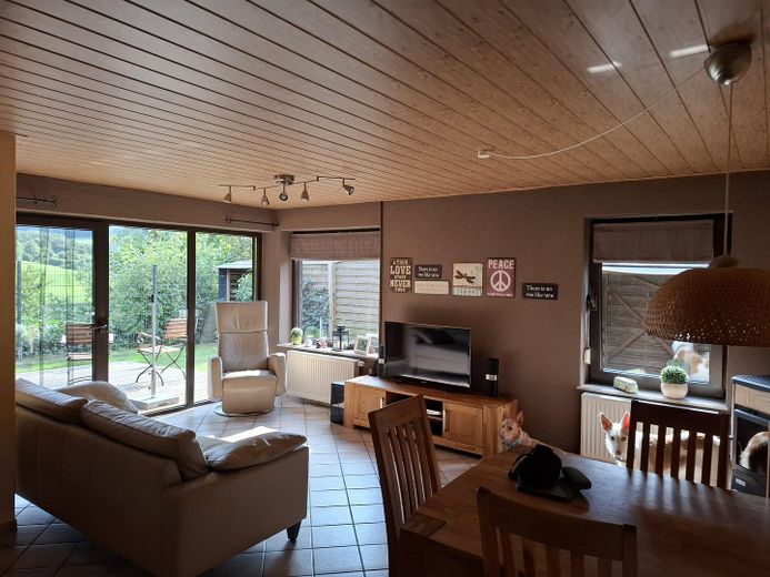 Wohn-/Esszimmer -Bild2-