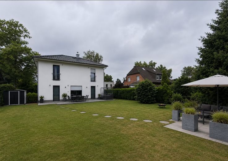 Moderne Stadtvilla in Panketal – Energieklasse A, provisionsfrei – Garten