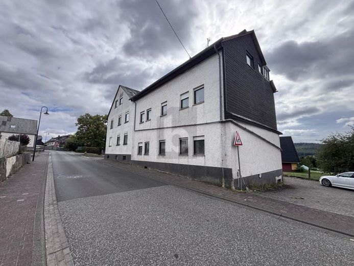 8-12% RENDITE HANDWERKERPERLE, 7 WOHNUNGEN – Foto 1