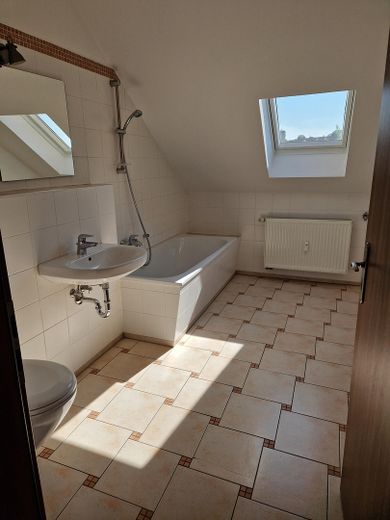 Amerikanische 2-Raum Wohnung in Kleinwelka – Badezimmer