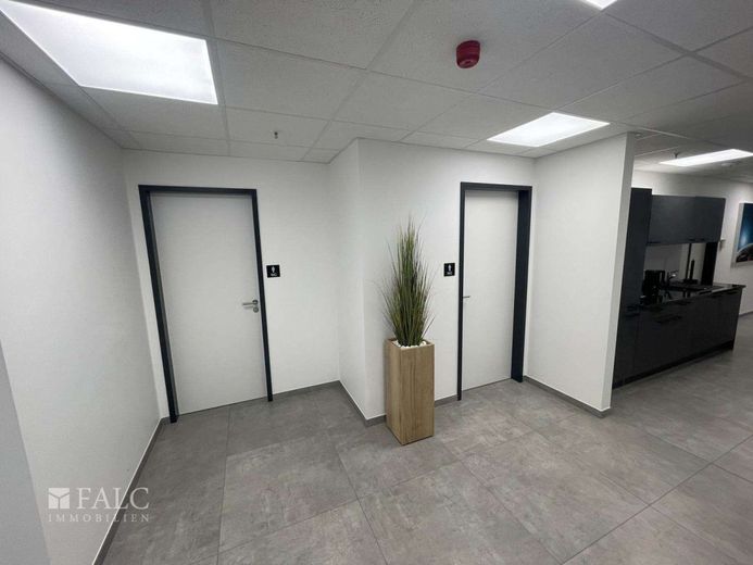 Moderne &amp; repräsentative Büroflächen am Piepersberg. – Eingang WC