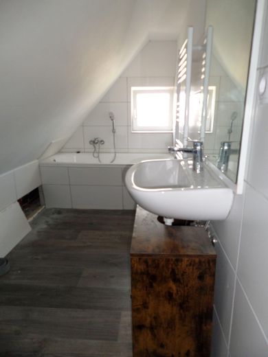 DG Badezimmerausschnitt I