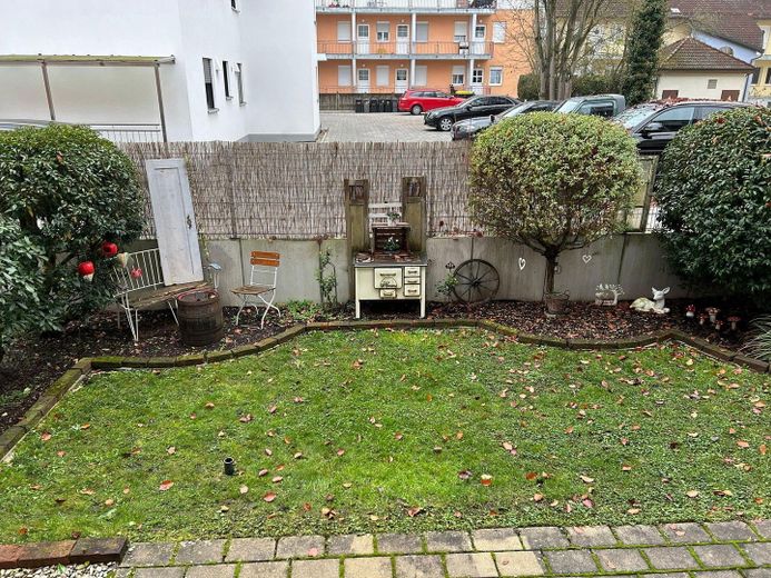 Gartenansicht von der Terrasse