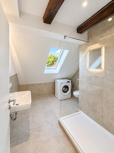 3-Room Attic Apartment | First Occupancy After Renovation – Dusch/WC